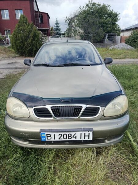 Автомобіль Daewoo Sens