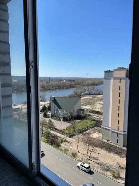 Продаж квартир від власника (2-х, 3-х кімнатні) у Горішніх Плавнях без комісії