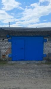 Продам гараж район 5 бази
